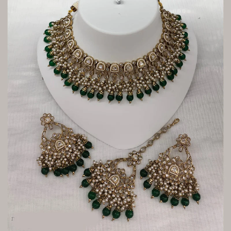 Lucentarts Jewellery Gold Plated Kundan Stone Choker Necklace Set