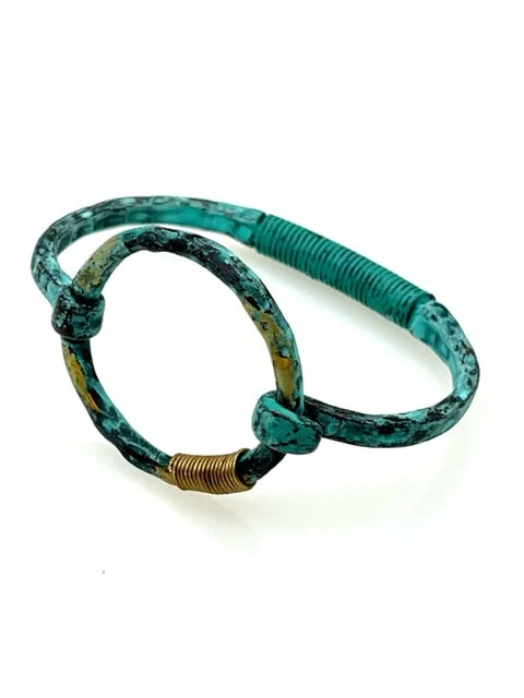 Patina Round Hinge Bracelet