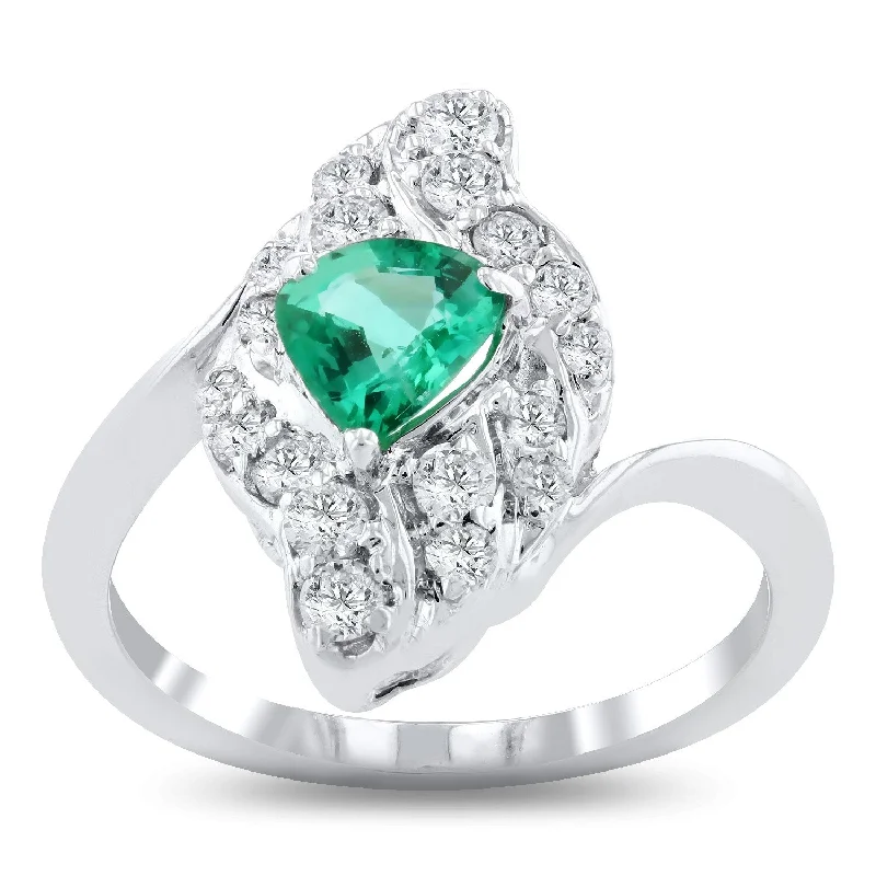 Auriya 18k White Gold 1/2ct Emerald and 3/8ct TDW Diamond Ring